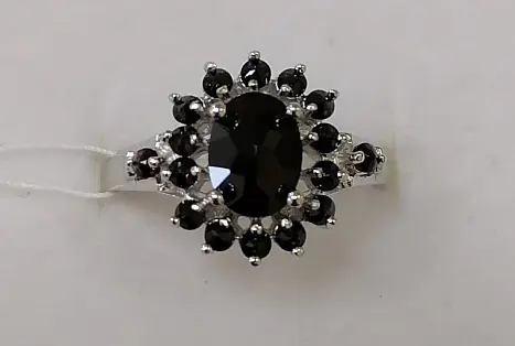 Кольцо декоративное из серебра