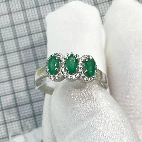 Кольцо декоративное из серебра