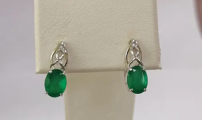 Серьги с английским замком из серебра