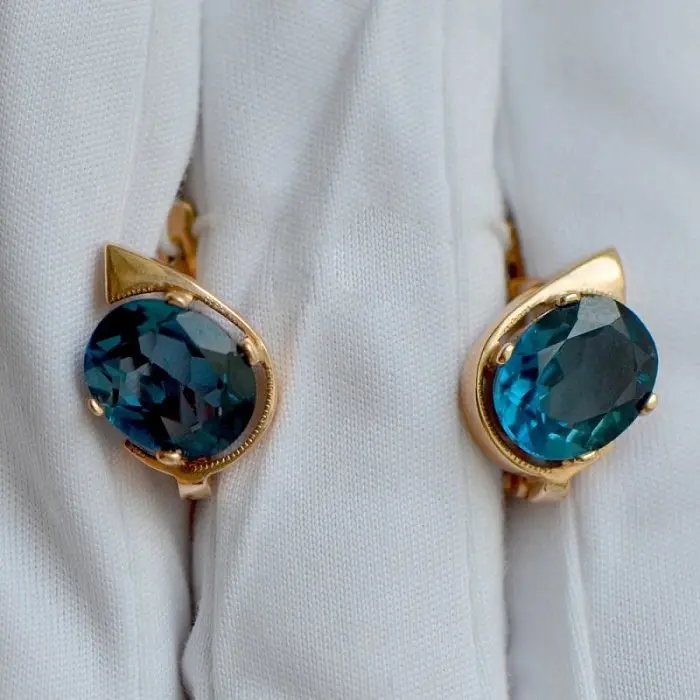 Серьги с английским замком из красного золота