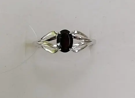 Кольцо декоративное из серебра