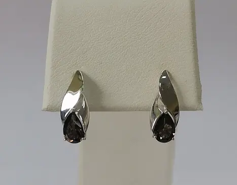 Серьги с английским замком из серебра