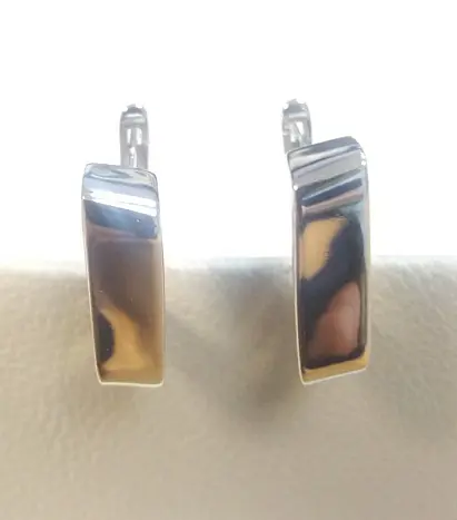 Серьги с английским замком из серебра