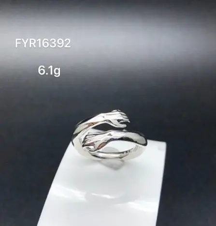 Кольцо декоративное из серебра