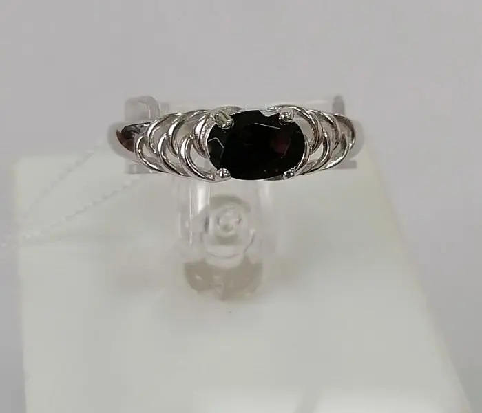 Кольцо декоративное из серебра