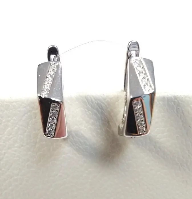 Серьги с английским замком из серебра