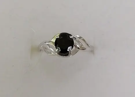 Кольцо декоративное из серебра