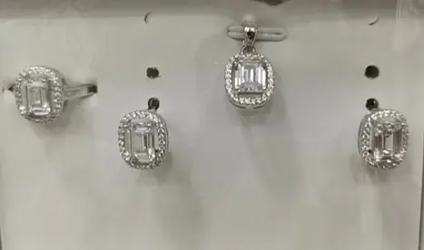 Серьги с английским замком из серебра