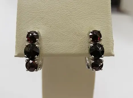 Серьги с английским замком из серебра