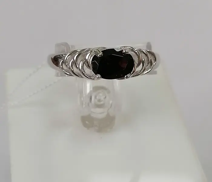 Кольцо декоративное из серебра