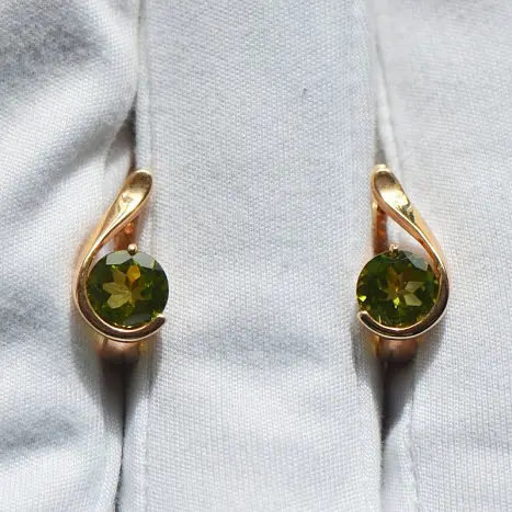 Серьги с английским замком из красного золота