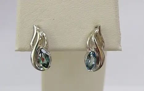 Серьги с английским замком из серебра