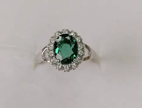 Кольцо декоративное из серебра