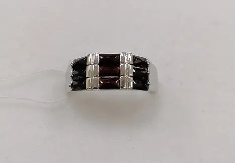 Кольцо декоративное из серебра