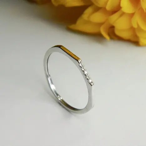Кольцо декоративное из серебра