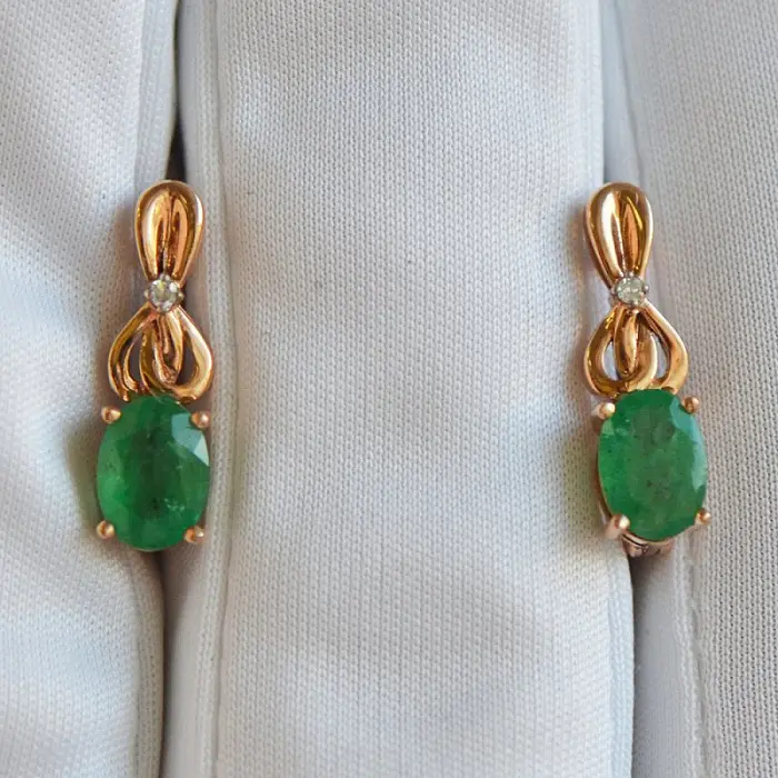 Серьги с английским замком из красного золота