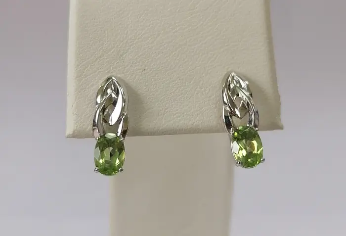 Серьги с английским замком из серебра