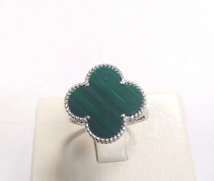 Кольцо декоративное из серебра