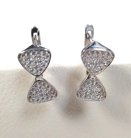 Серьги с английским замком из серебра