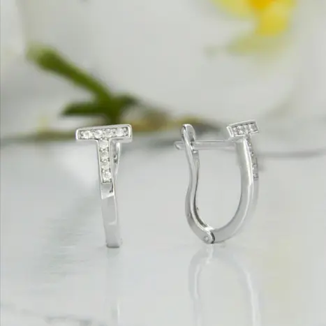 Серьги с английским замком из серебра