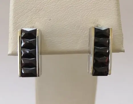 Серьги с английским замком из серебра