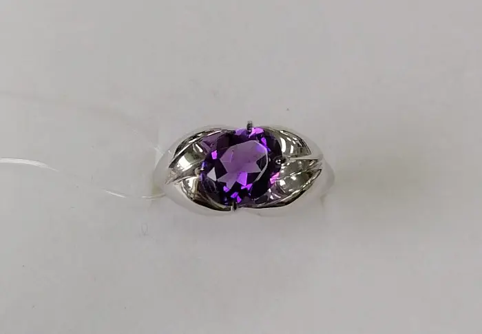 Кольцо декоративное из серебра