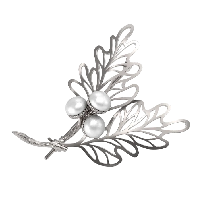 Брошь из серебра