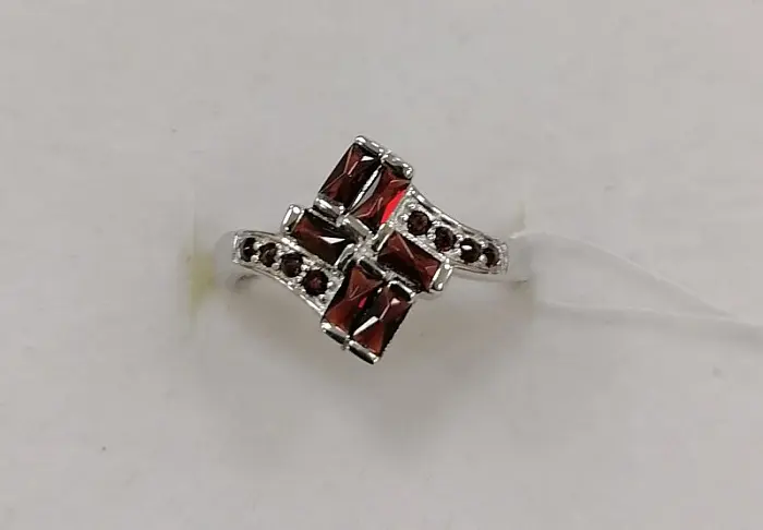 Кольцо декоративное из серебра