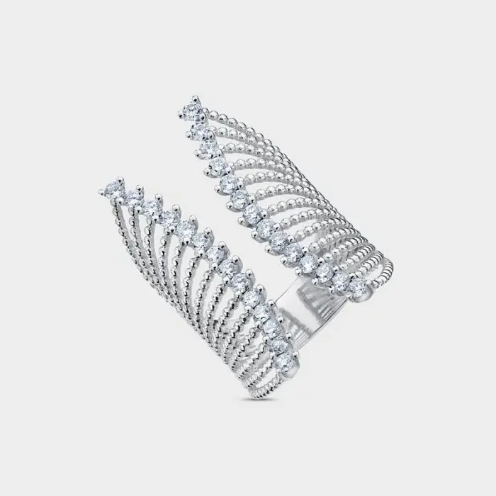 Кольцо декоративное из белого золота