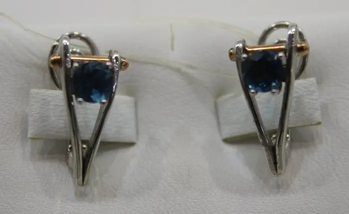 Серьги с английским замком из серебра