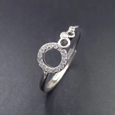 Кольцо декоративное из серебра