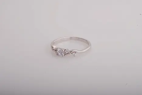 Кольцо декоративное из серебра