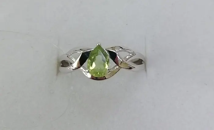 Кольцо декоративное из серебра