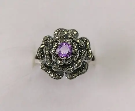 Кольцо декоративное из серебра