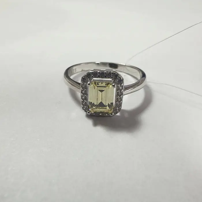 Кольцо декоративное из серебра