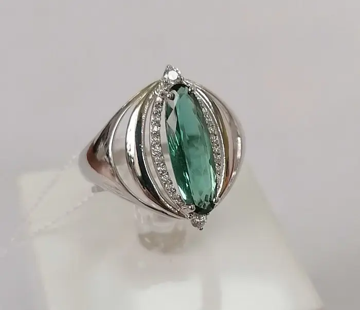 Кольцо декоративное из серебра
