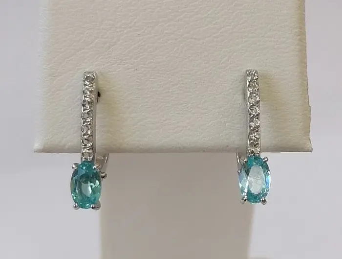 Серьги с английским замком из серебра