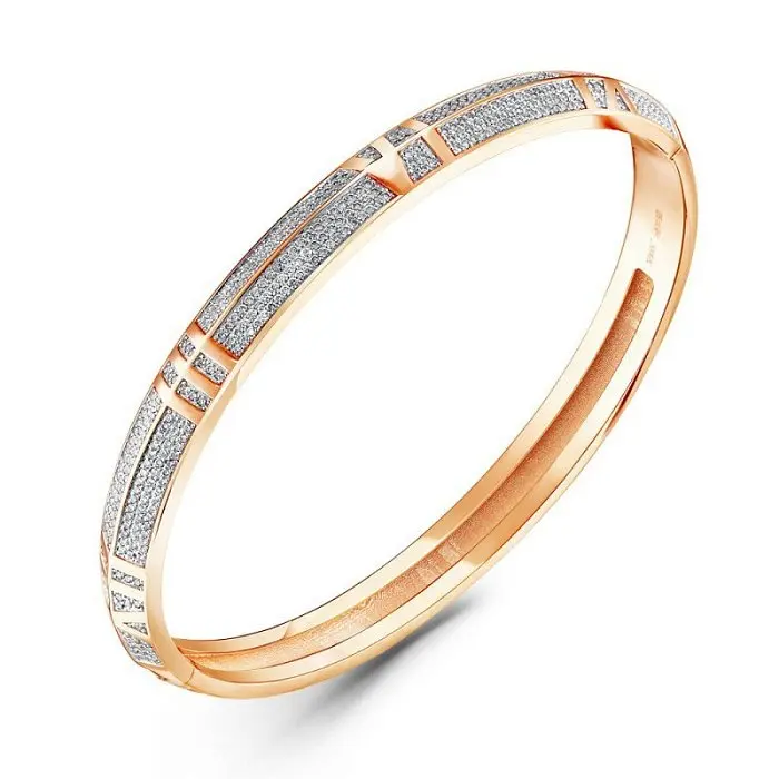 Браслет жесткий из комбинированного золота