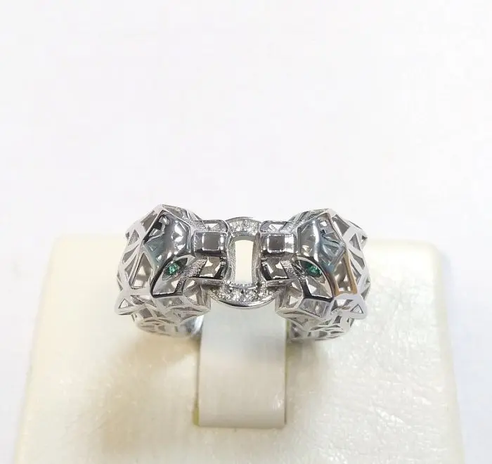 Кольцо декоративное из серебра