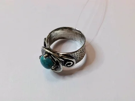 Кольцо декоративное из серебра