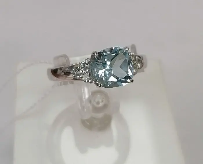 Кольцо декоративное из серебра