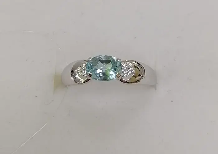 Кольцо декоративное из серебра