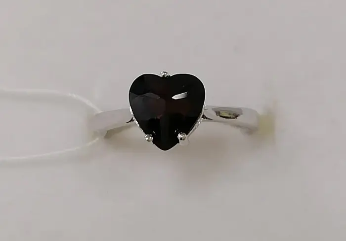 Кольцо декоративное из серебра