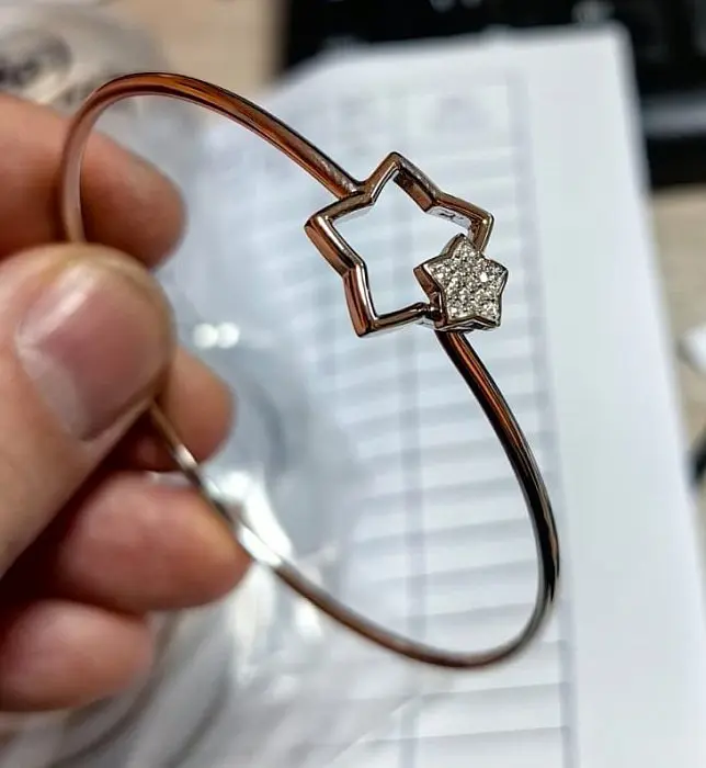 Браслет жесткий из серебра