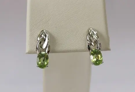 Серьги с английским замком из серебра