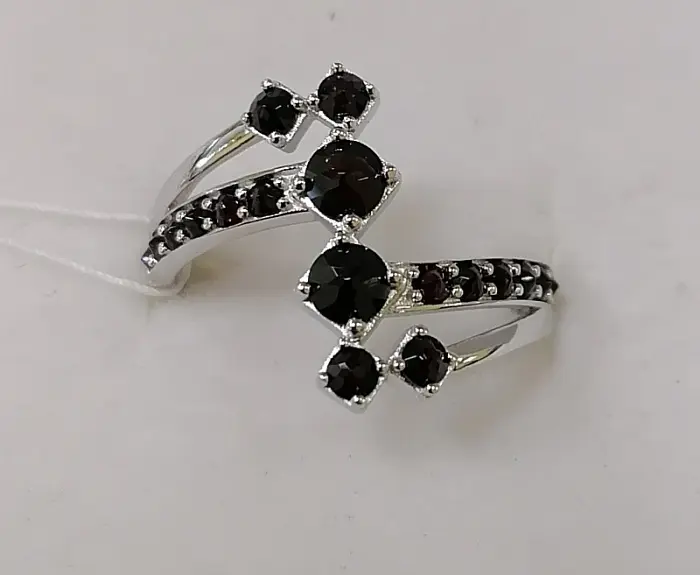 Кольцо декоративное из серебра