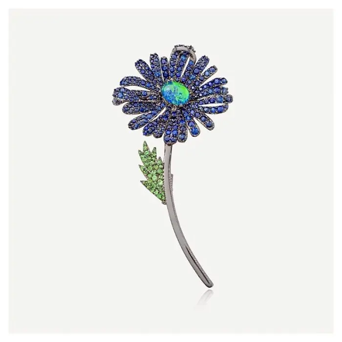 Брошь из серебра