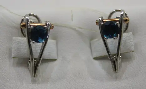 Серьги с английским замком из серебра