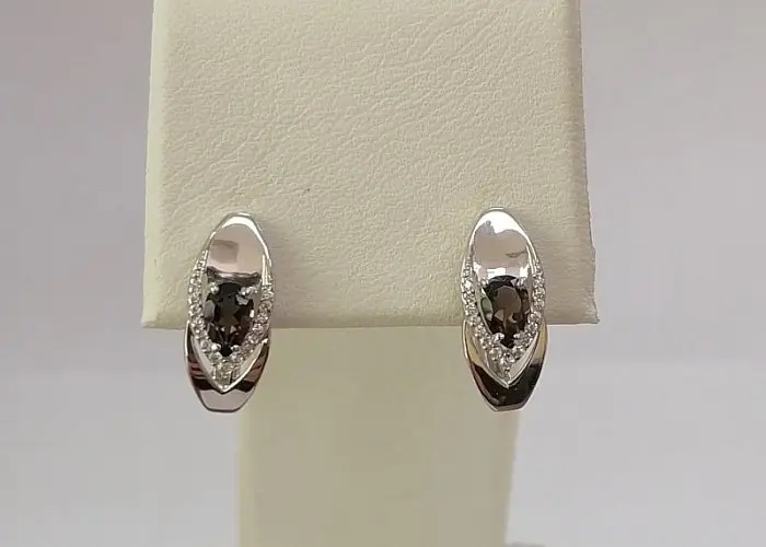 Серьги с английским замком из серебра