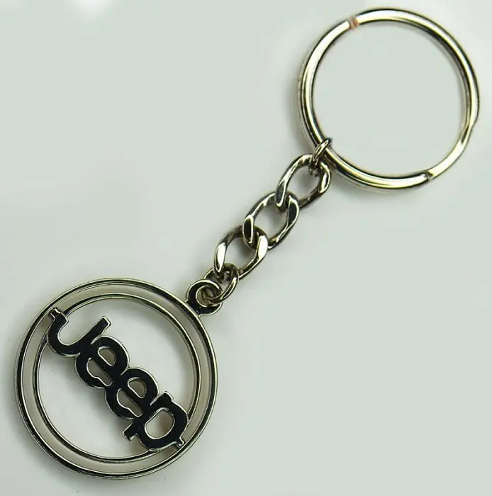 Брелок для автомобиля из серебра